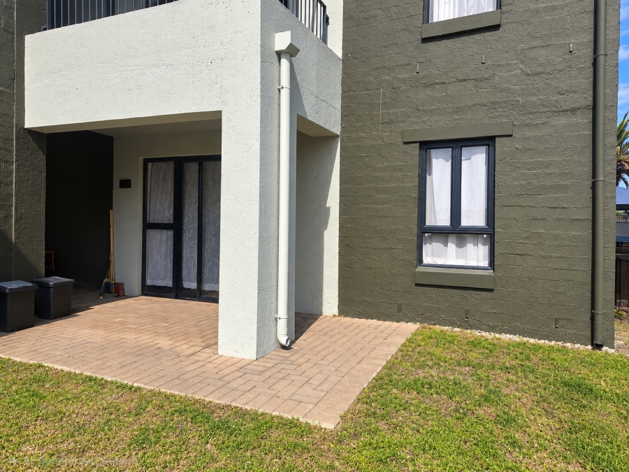 2 Bedroom Property for Sale in Jakarandas Western Cape